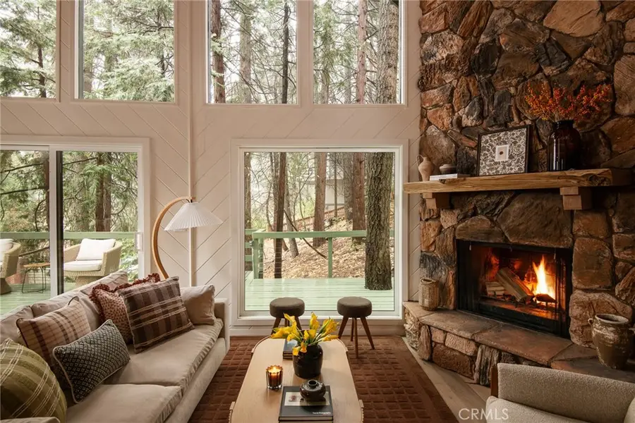 28443 Altamont Court, Lake Arrowhead, CA 92352 - Image #3