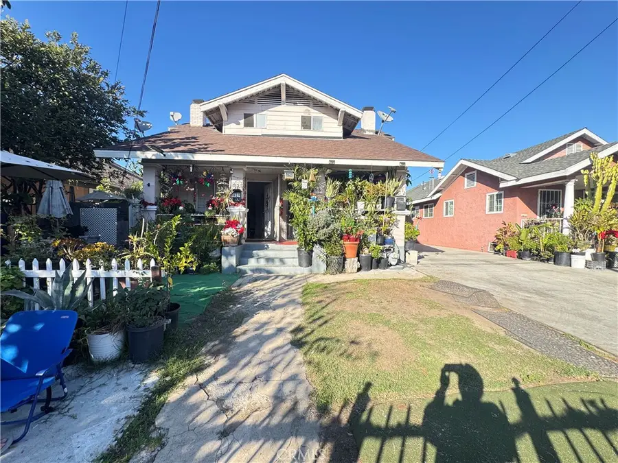 927 W 48th Street, Los Angeles, CA 90037 - Image #2