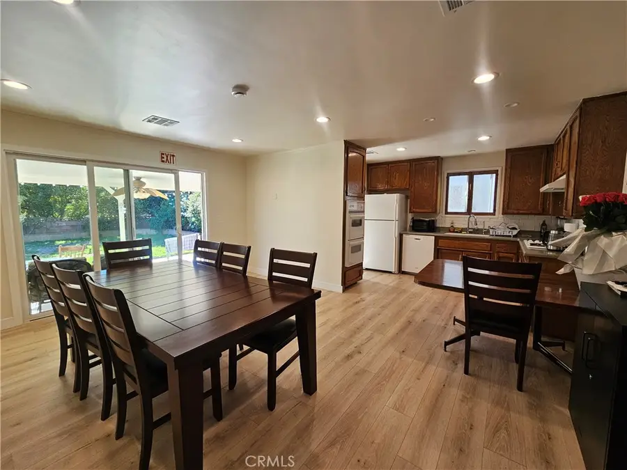 20152 Acre, Winnetka, CA 91306 - Image #2