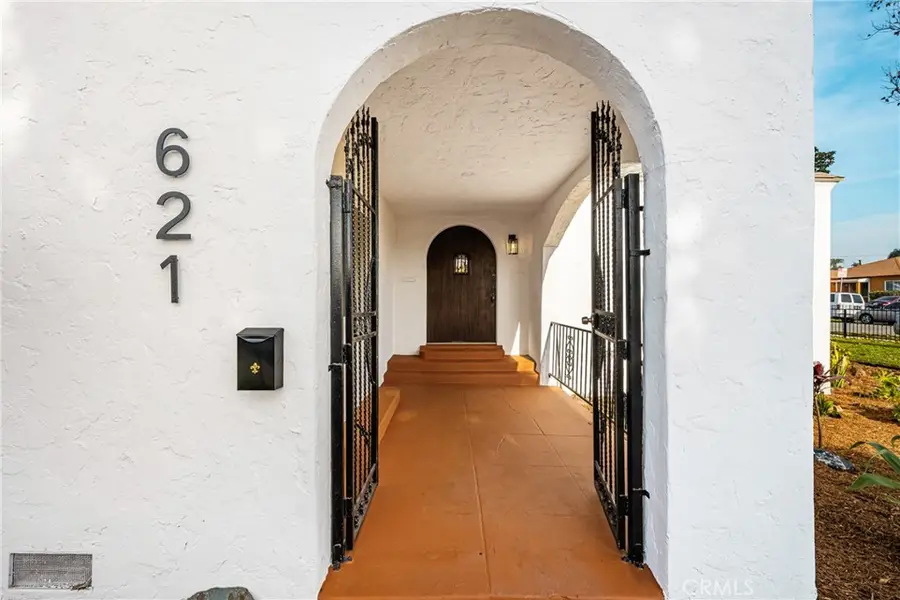 621 S Burris, Compton, CA 90221 - #3