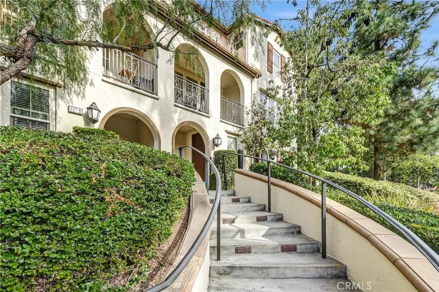 827 E Promenade #E, Azusa, CA 91702 - #2