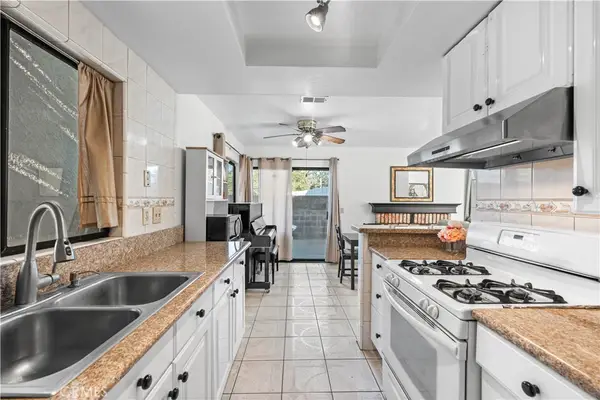 3221 Vineland #8, Baldwin Park, CA 91706