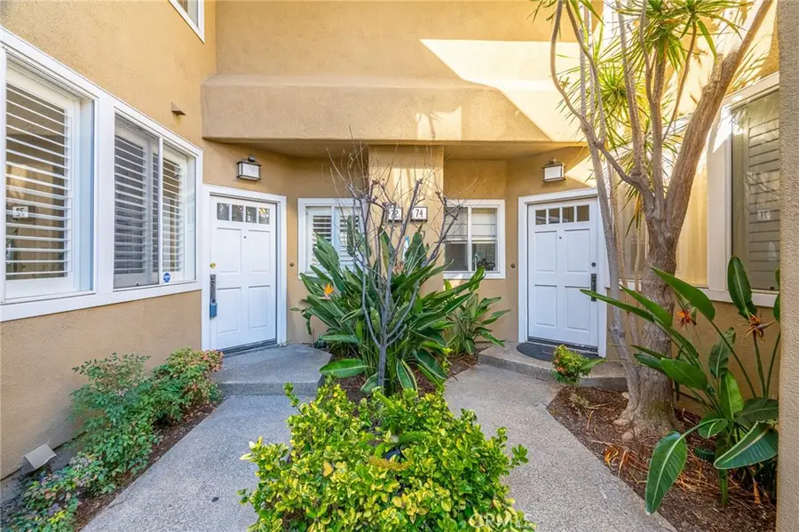 72 Vassar Aisle, Irvine, CA 92612 - #3