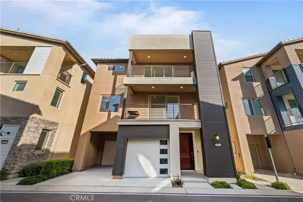 602 Catalonia, Lake Forest, CA 92630