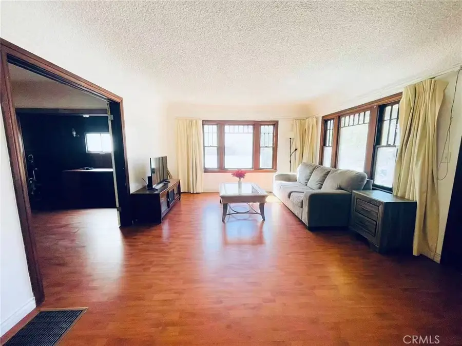 266 N Wilson Avenue, Pasadena, CA 91106 - #2