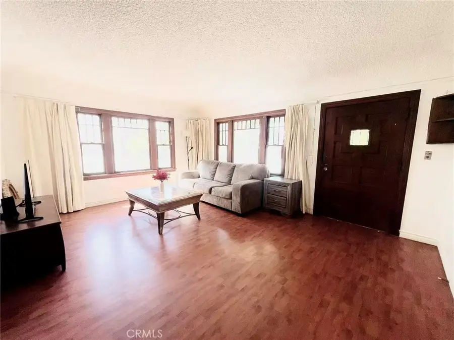 266 N Wilson Avenue, Pasadena, CA 91106 - #3