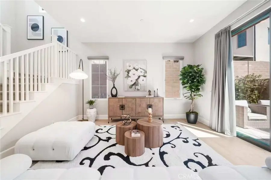 117 Donati, Irvine, CA 92602 - #3