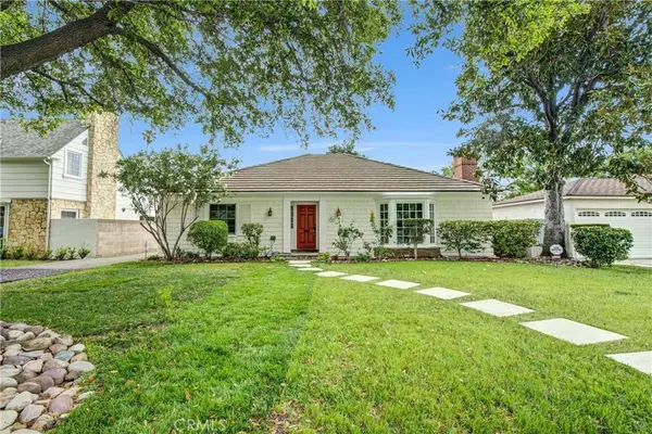 2464 Sherwood, San Marino, CA 91108