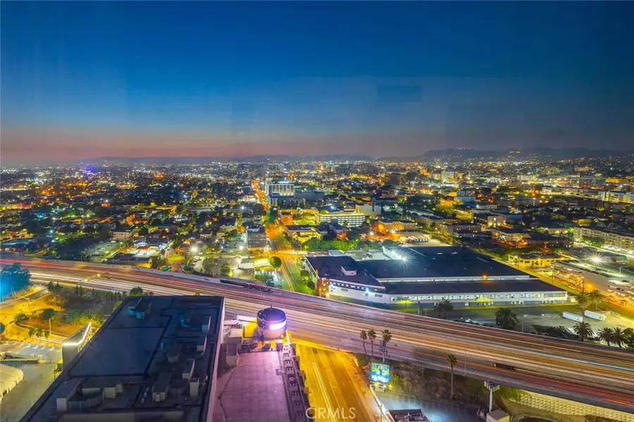 900 W Olympic #31J, Los Angeles, CA 90015 - #3