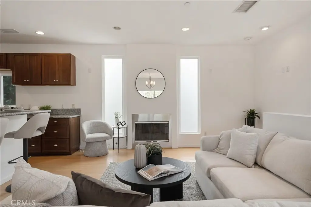 4110 Harter Ave, Culver City, CA 90232 - #1