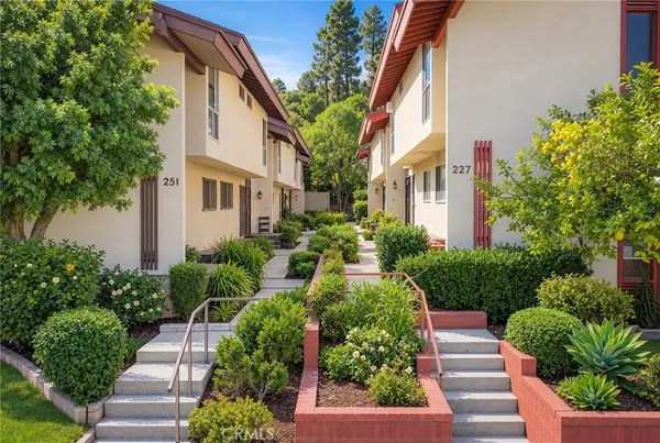 251 Casuda Canyon #E, Monterey Park, CA 91754