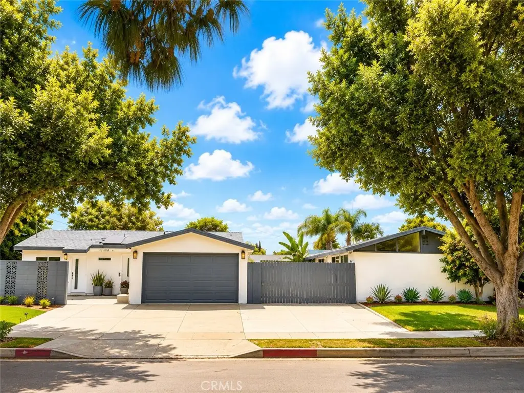 2501 Santa Ysabel, Fullerton, CA 92831 - #1