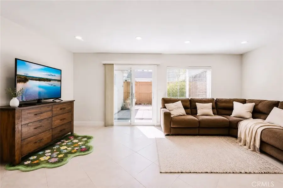 47 Fox #27, Irvine, CA 92614 - #2
