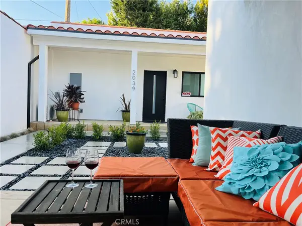 2039 Casa Grande Street, Pasadena, CA 91104