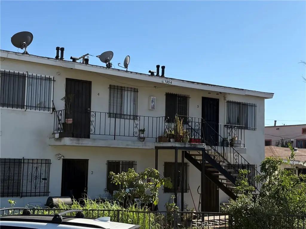 1354 E Wesley, Long Beach, CA 90806 - #1