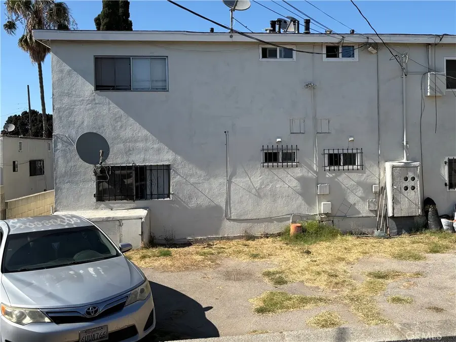 1354 E Wesley, Long Beach, CA 90806 - #2