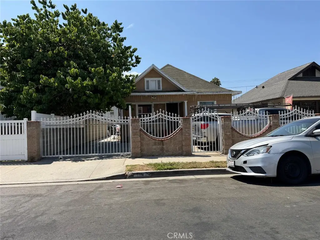 1182 Rolland Curtis Place, Los Angeles, CA 90037 - #1