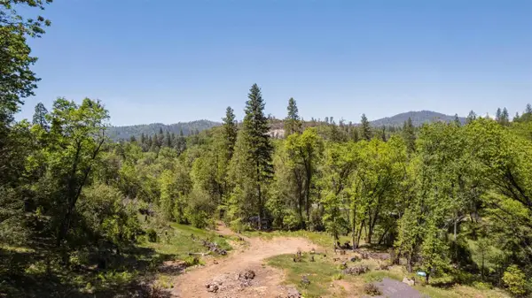 21850 Ferrari Road, Sonora, CA 95370