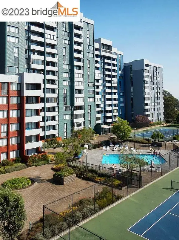 555 Pierce St #735, Albany, CA 94706