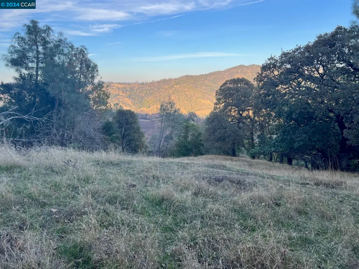 197 Country Club Lane, Napa, CA 94558 - Image #1