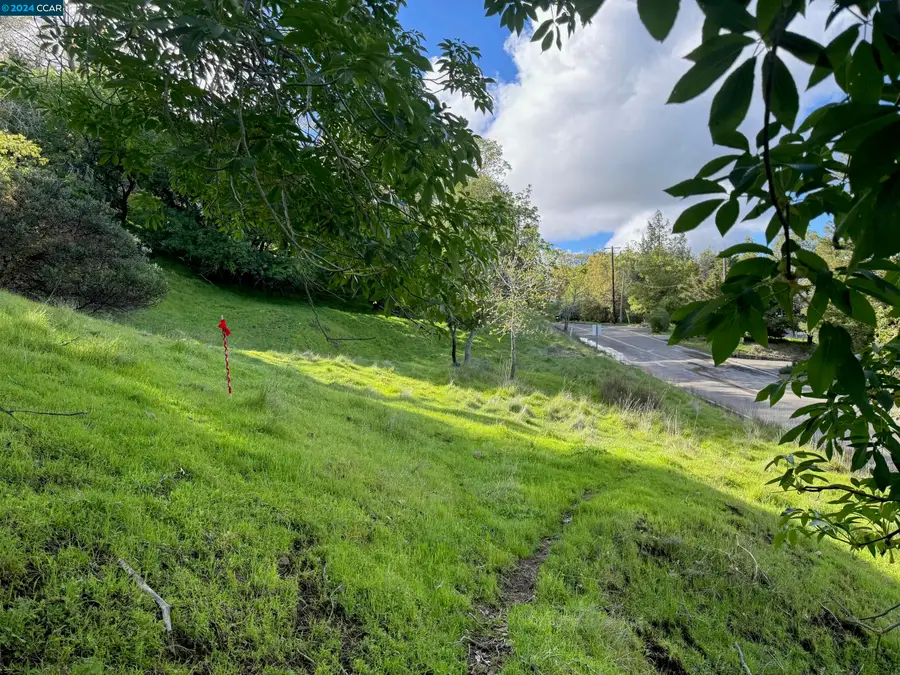 197 Country Club Lane, Napa, CA 94558 - Image #3