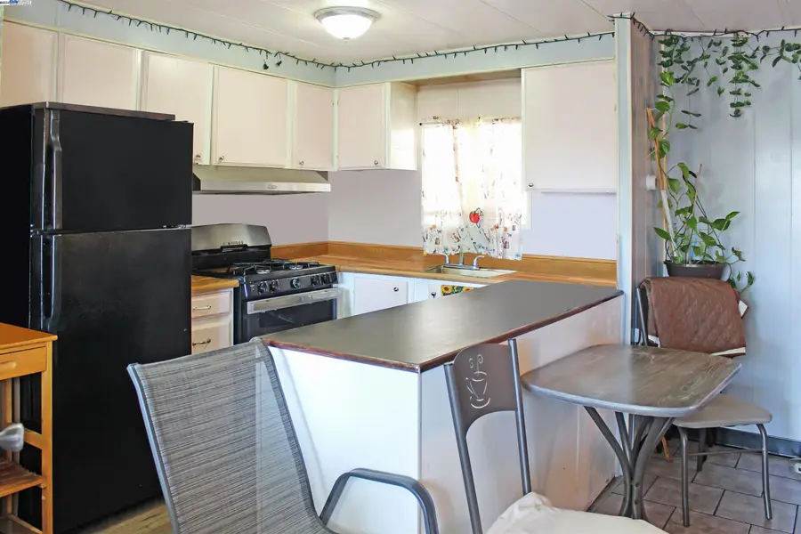 621 E Lockeford St. #30 #30, Lodi, CA 95240 - Image #2