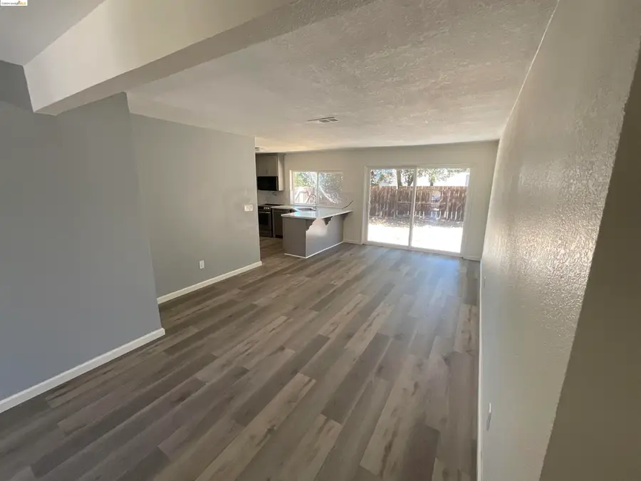 1998 Calaveras, Pittsburg, CA 94565 - #3