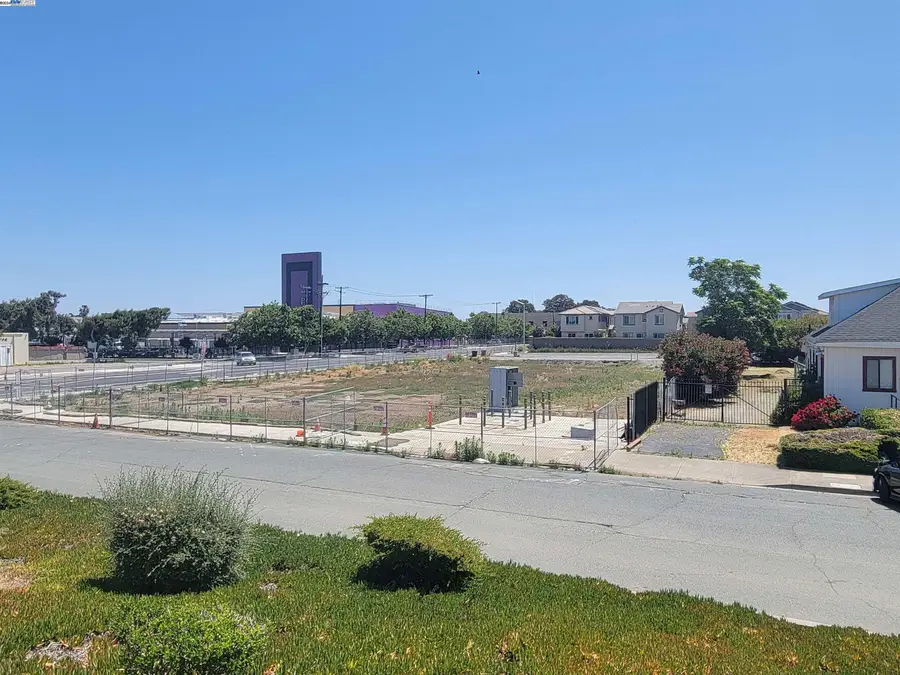 310 Central Ave., Pittsburg, CA 94565 - #3