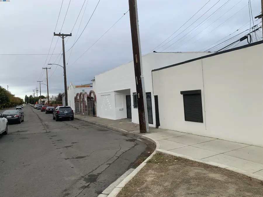 11070 San Leandro St., Oakland, CA 94603 - Image #2