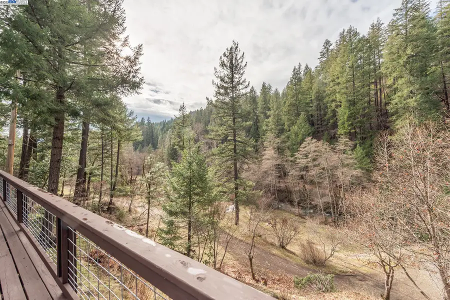 540 Lost Bridge Rd, Lewiston, CA 96052 - Image #3