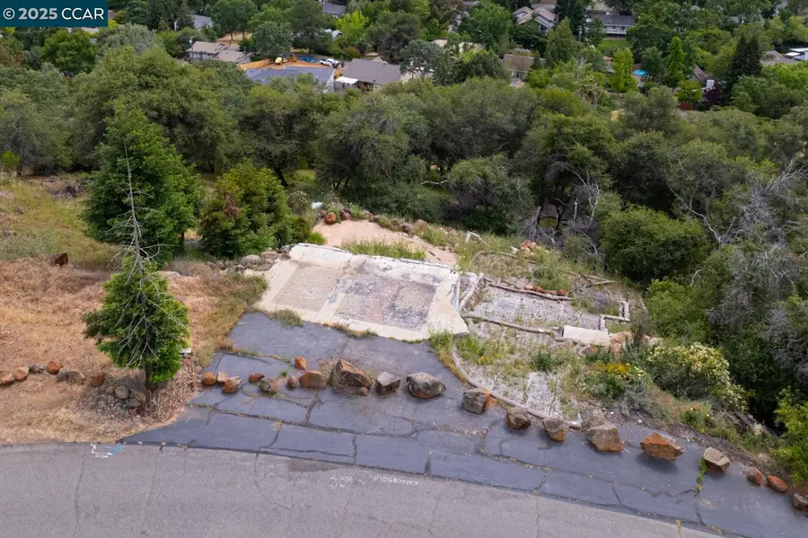 3098 Oakwood Rd, Cameron Park, CA 95682 - Image #3