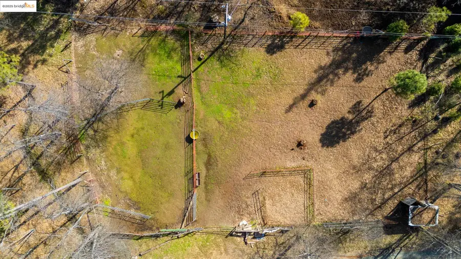 9721 Manzanita Way, Coulterville, CA 95311 - Image #3