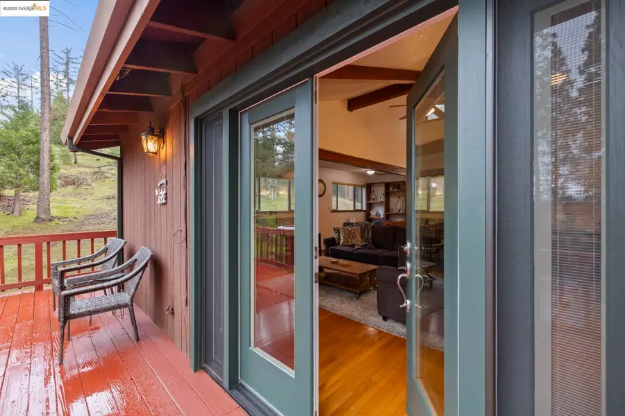 20197 Upper Skyridge Dr, Groveland, CA 95321 - Image #2