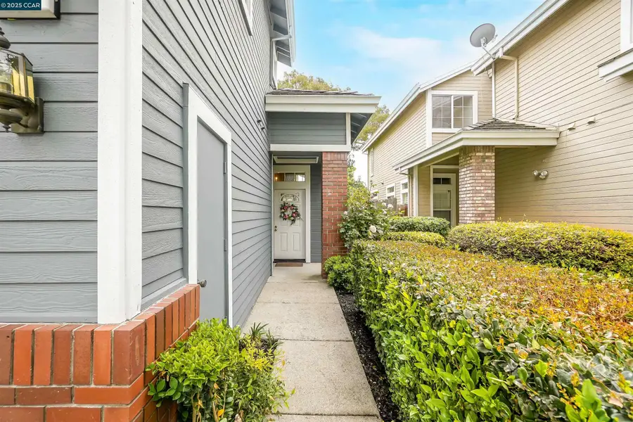 266 Scotts Vly, Hercules, CA 94547 - Image #2