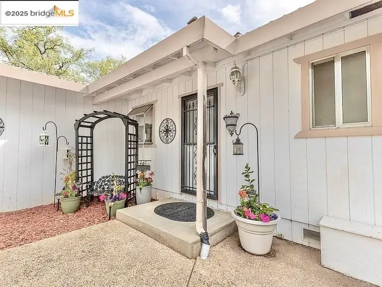 19846 Via Redonda, Sonora, CA 95370 - Image #3