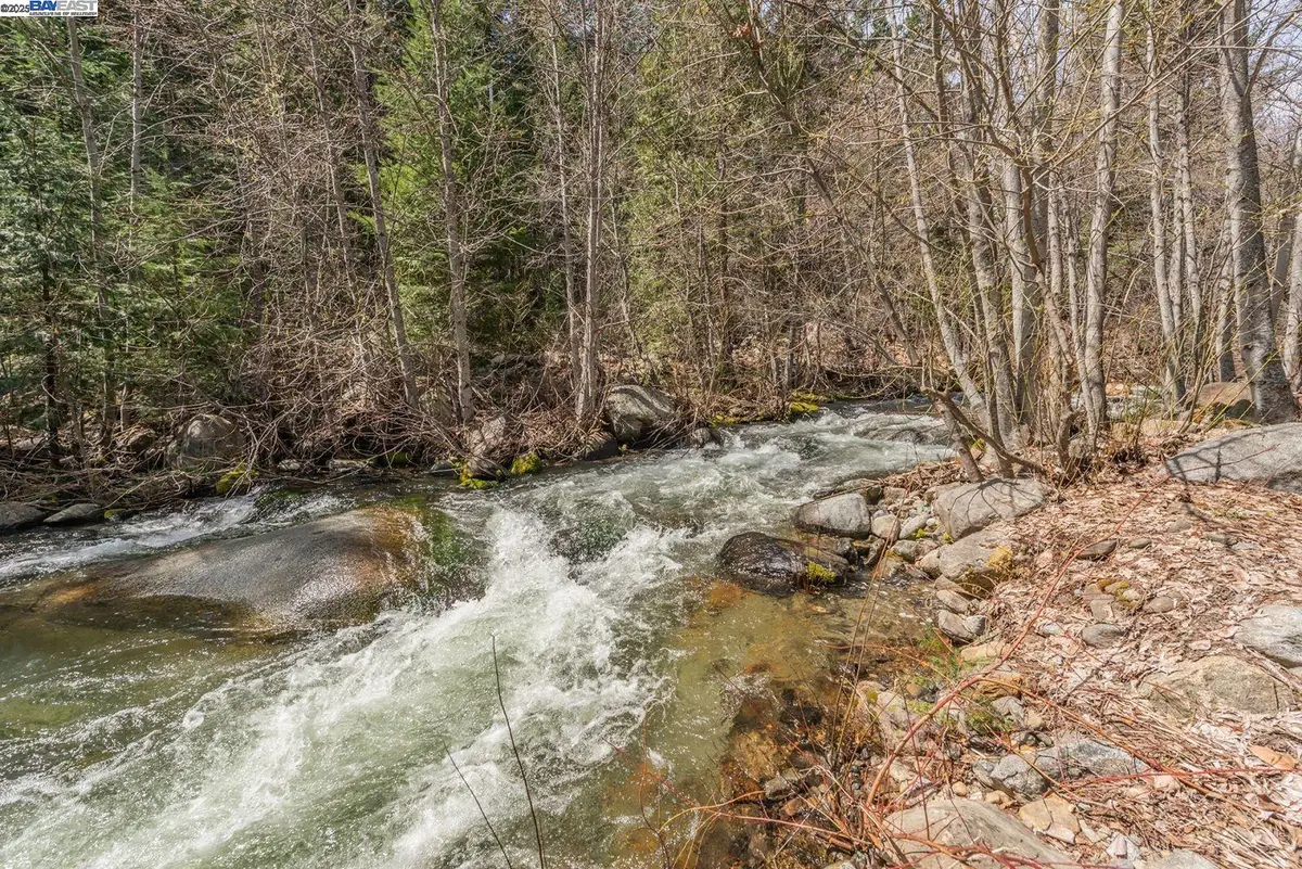 121 Mountain Aire Ln, Trinity Center, CA 96091 - Image #1