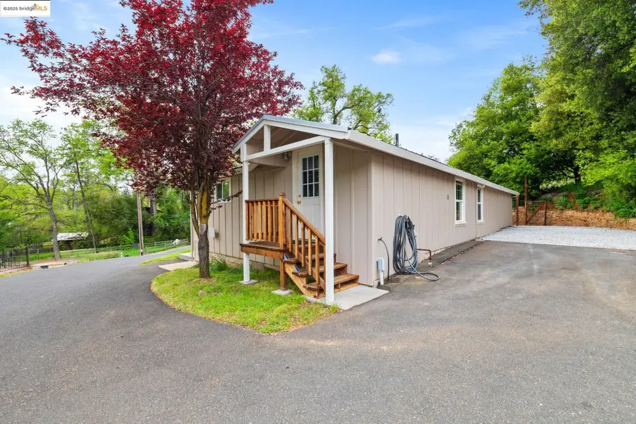 17250 Burford Ln, Soulsbyville, CA 95372 - Image #3