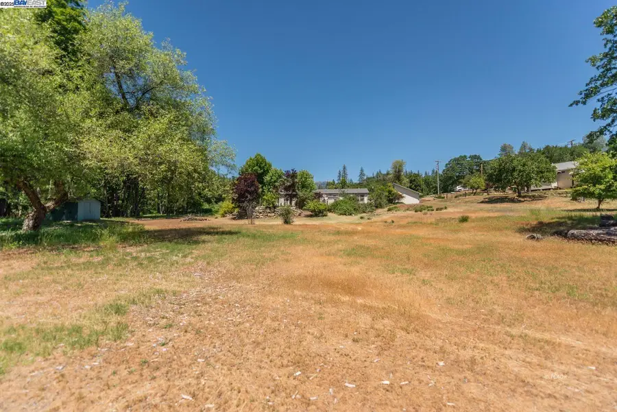 31 Rocky Road, Weaverville, CA 96093 - Image #2