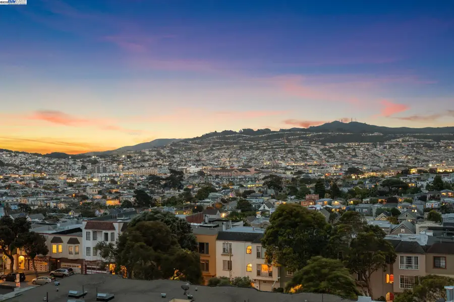 471 Joost Avenue, San Francisco, CA 94127 - #3
