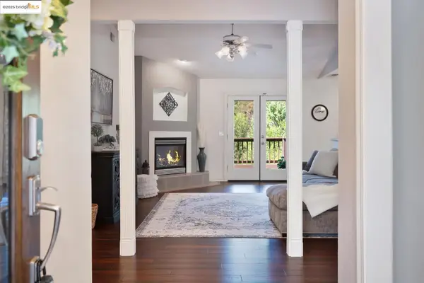 3196 Sudbury Rd, Cameron Park, CA 95682