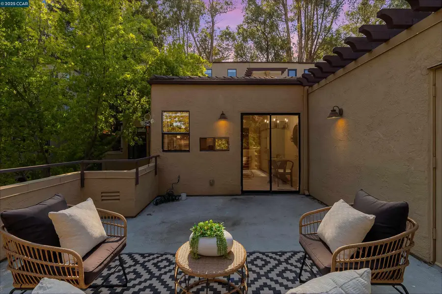 3279 Mt Diablo Ct #4, Lafayette, CA 94549 - Image #2