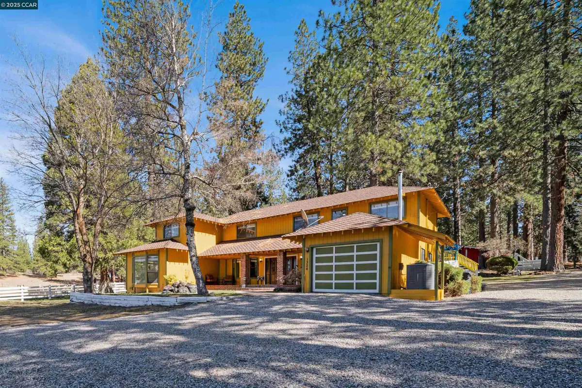 1324 Alves Dr, Weed, CA 96094 - Image #1