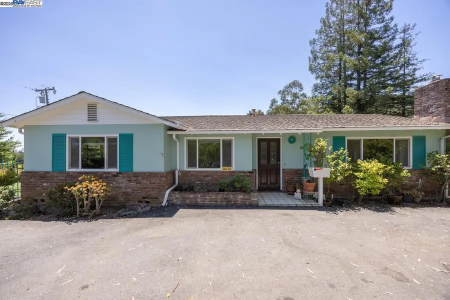 19394 Bainter Ave, Los Gatos, CA 95030 - #3