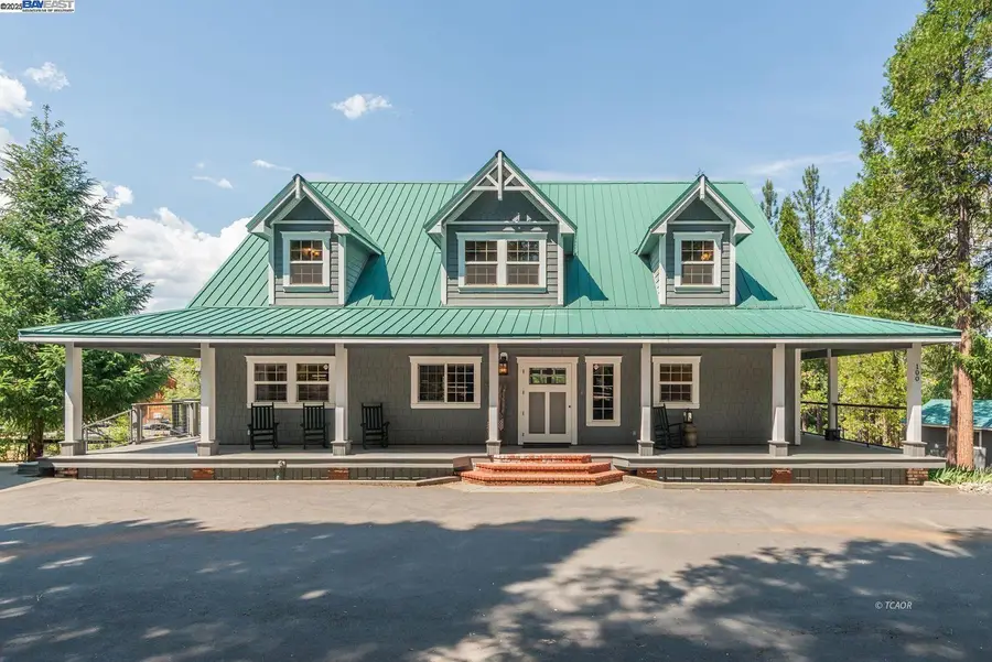 100&50 Eleanore Ln, Trinity Center, CA 96091 - Image #2