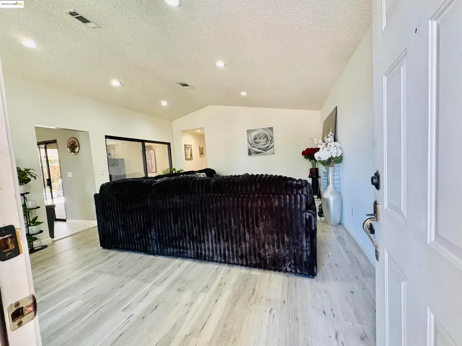 2640 Point Andrus Ct, Antioch, CA 94531 - Image #3