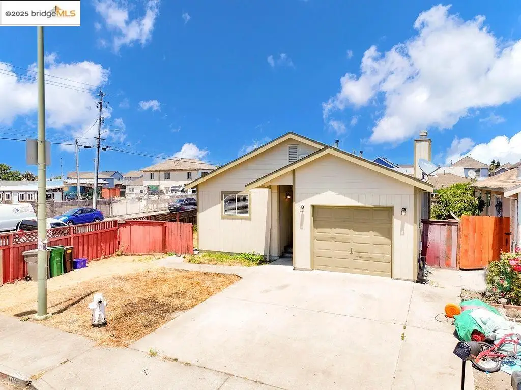 10500 Creekside Circle, Oakland, CA 94603 - Image #1