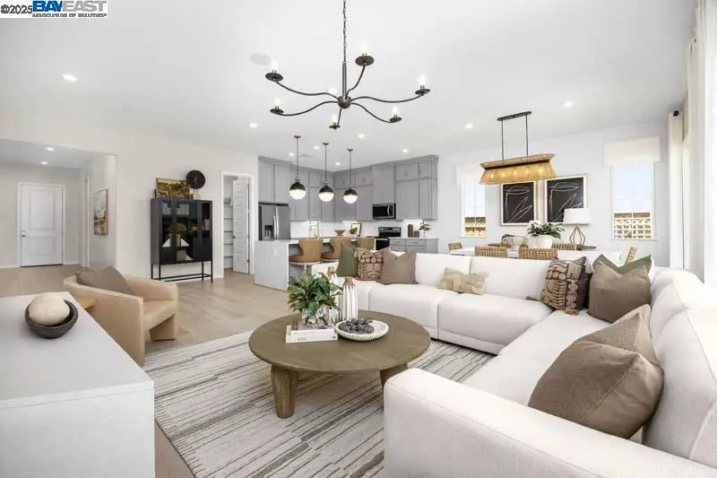 527 E Fiorino Street, Mountain House, CA 95391 - #3