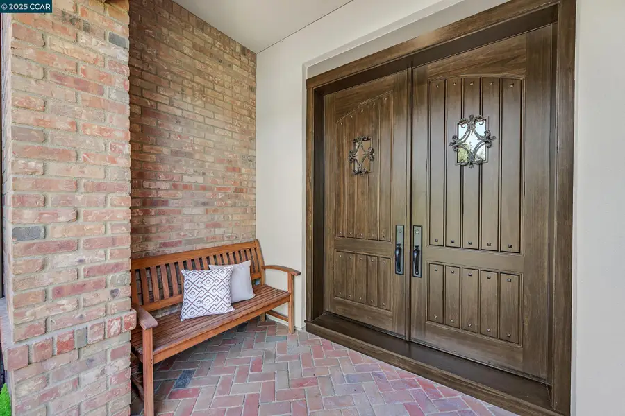 123 Alamo Springs Dr, Alamo, CA 94507 - Image #2