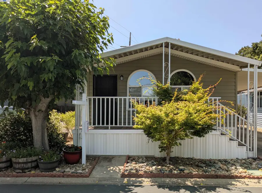 3231 Vineyard Ave., #33 #33, Pleasanton, CA 94566 - Image #2