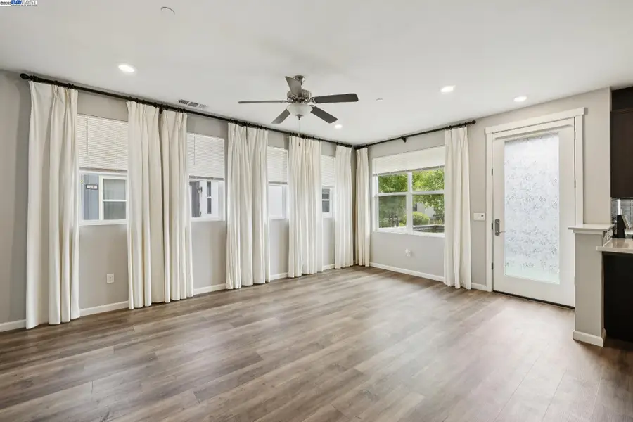 517 Boyd Street, Santa Rosa, CA 95407 - Image #2